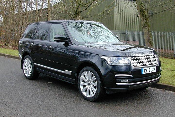 VIP Lounge & Chauffeured Luxury Range Rover to London Bicester Shopping Outlet
