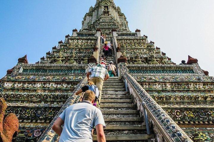Bangkok Express Tour: Temple of Dawn and Reclining Buddha