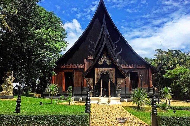 Chiang Rai 1 Day tour(White Temple-Blue Temple- Golden Triangle) From Chiang Mai