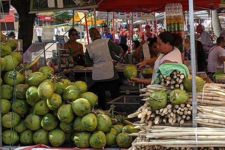 São Paulo: 2 Hours - Liberdade "Street Food" Tour