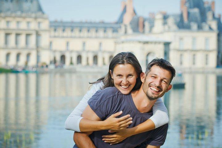 Fontainebleau and Vaux Le Vicomte Private Day Tour from Paris