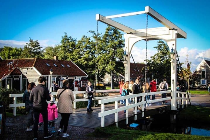 Ansterdam Highlights: Zaanse Schans, Edam, Volendam and Marken