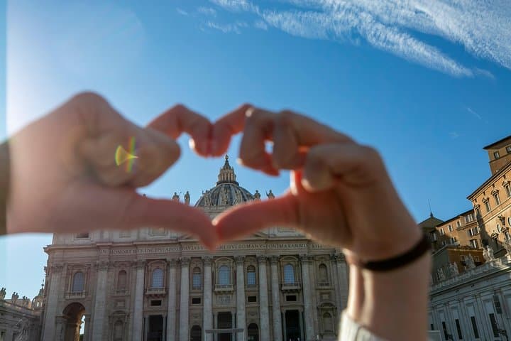 Michelangelo's Tour: St. Peter's Dome & Basilica