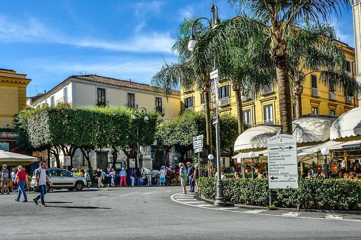 Private Transfer from Sorrento or Amalfi coast to Naples or vice versa