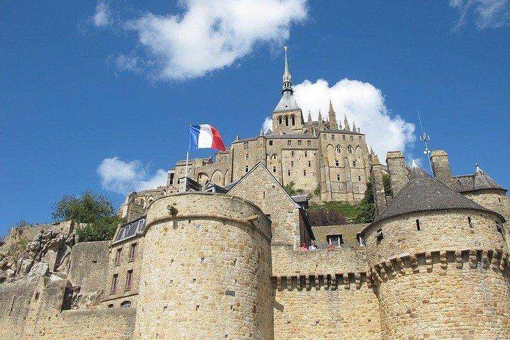 Best Private 12 hs tour to Mt. Saint Michel from Paris Hotel