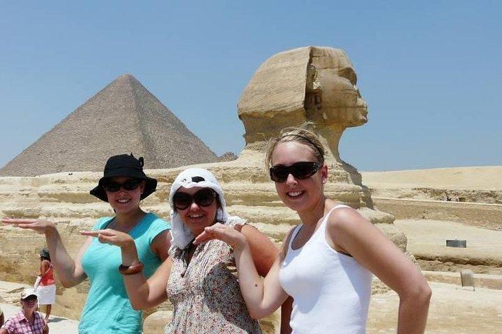 Private Tour Giza pyramids, Camel Ride, Lunch, Nile Dinner Cruise & Shopping