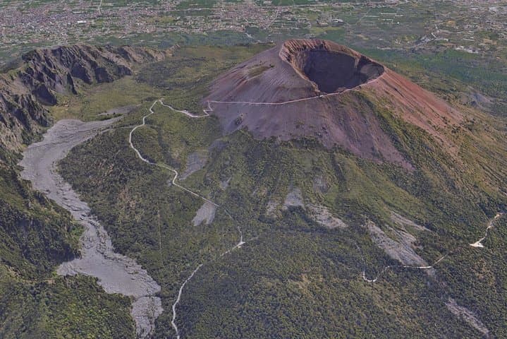 Trip Excursion to Mt. Vesuvius - Pompeii + Handmade pasta class with lunch