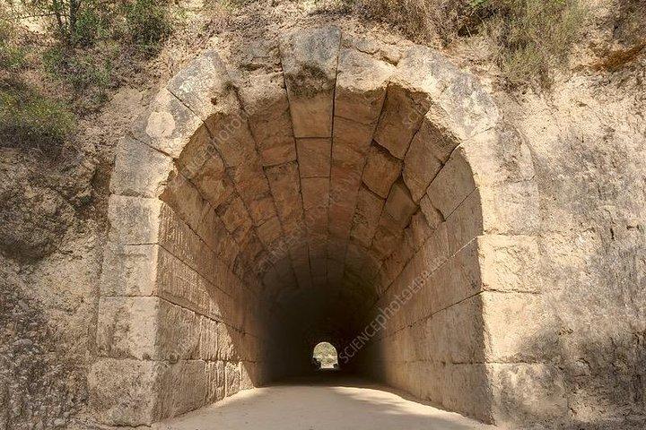 Mercedes Private Tour to Ancient Nemea and Wine Tasting