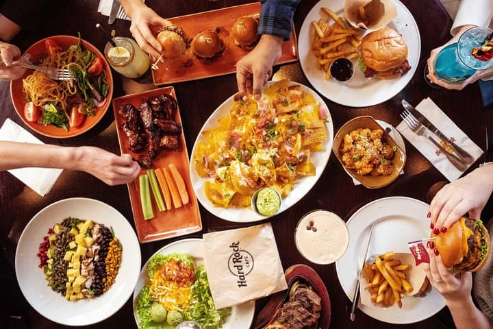 Hard Rock Cafe Berlin With Set Lunch or Dinner