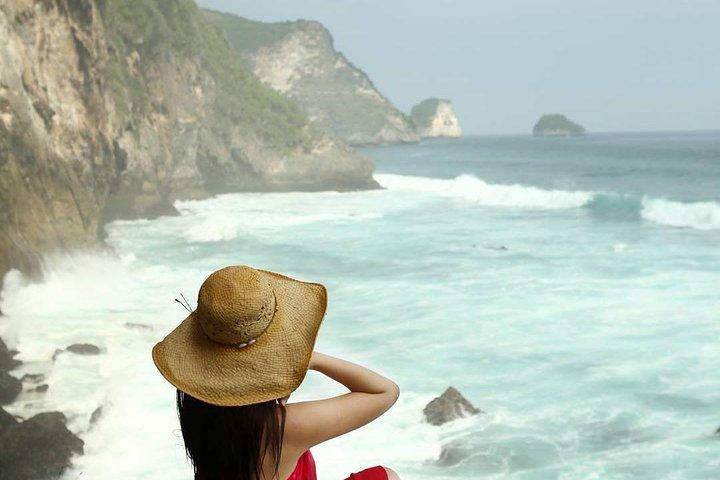 Best Bali Beaches - Uluwatu Temple - FREE Wi-Fi
