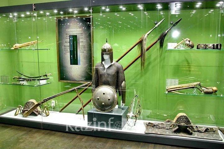 mixed tour (walking and using public transports)+museum