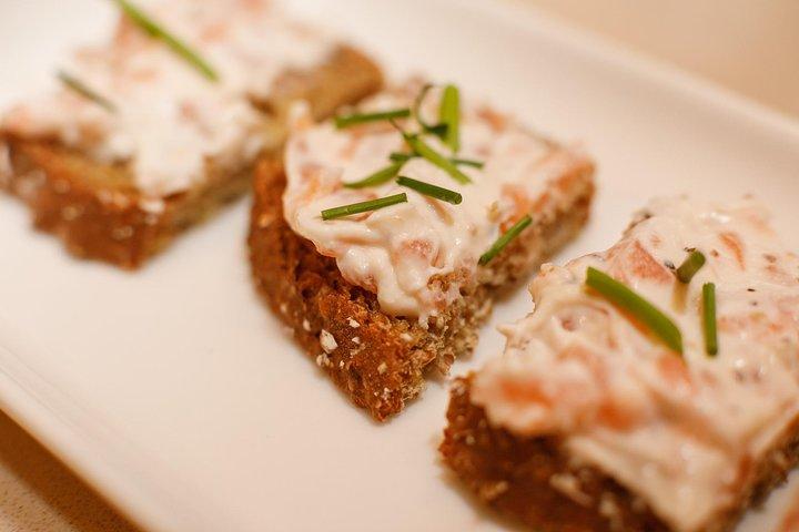 Irish Craic & Cuisine: Cooking Class & Dinner in Central Dublin