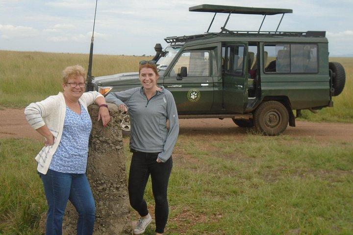 Lake Nakuru, Naivasha & Masai Mara 4 Days Private Jeep Safari