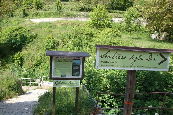 Path of the Gods Hike & Transfer – Small-Group Classic Ford Tour