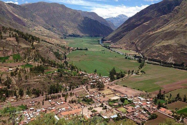 Excursion to the Sacred Valley of the Incas from Cusco