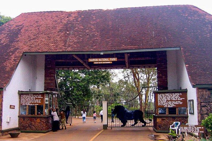 Nairobi national park ,Giraffe center and Beads factory