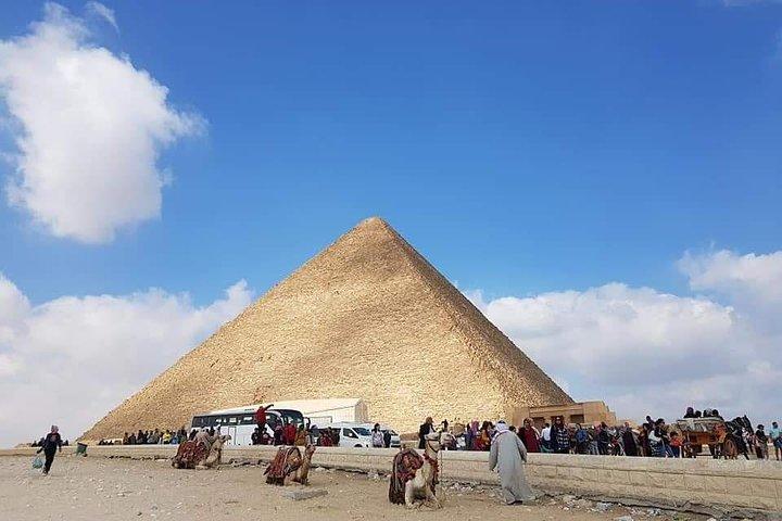 Group Tour To Pyramids of Giza ,Memphis City And Sakkara Pyramid