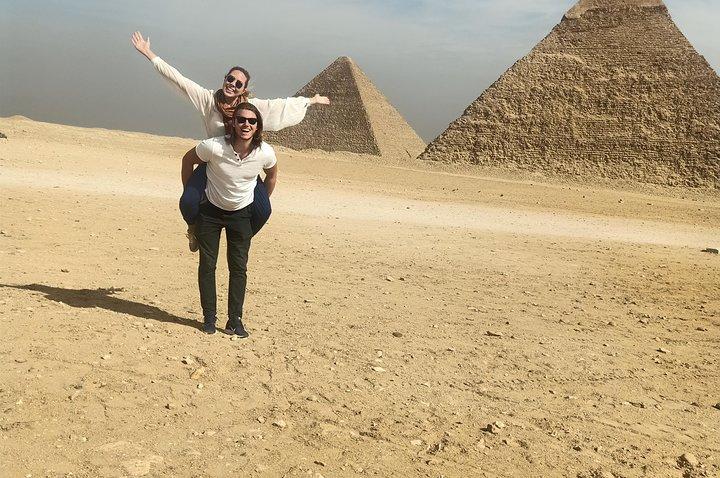 Group Tour To Pyramids of Giza ,Memphis City And Sakkara Pyramid
