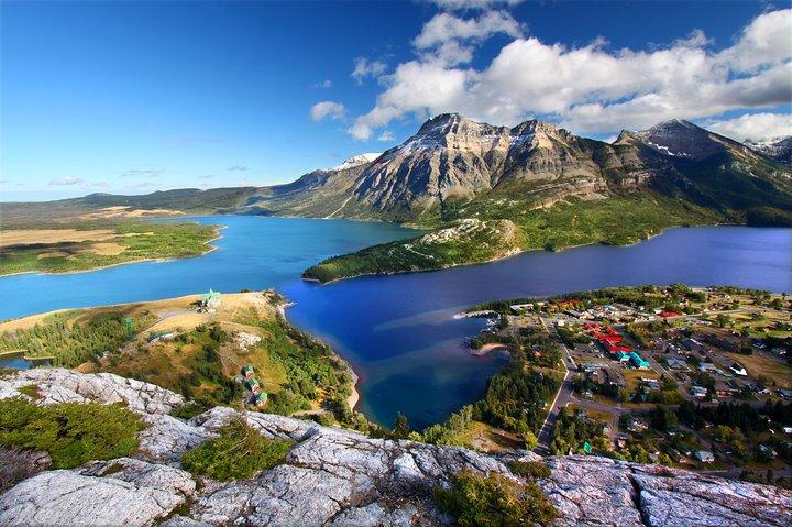 Waterton Lakes National Park Scenic Day Tour from Calgary