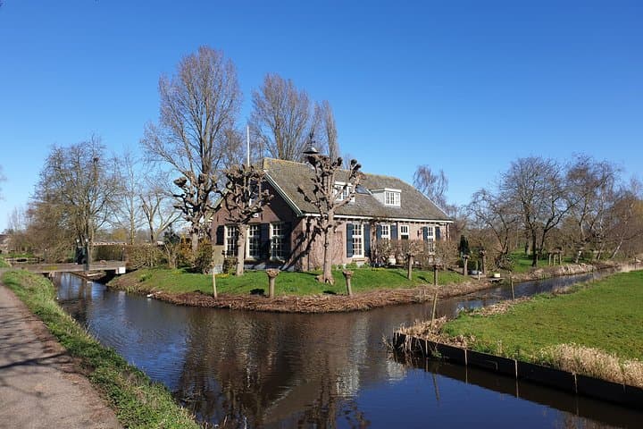 3 Hours itinerary between Amsterdam & Utrecht: The Heart Of Holland In A Sidecar