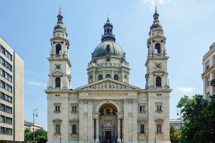 Budapest Greatest Hits - Half Day Private Tour By Car with Lunch