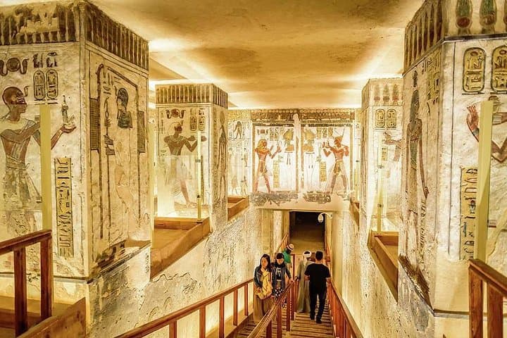 Private Excursion to the West Bank of Luxor with Egyptologist