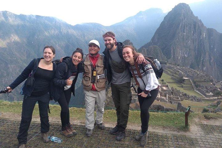 Private Professional Guide in Machu Picchu from Aguas Calientes