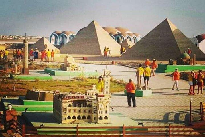 2-Hour Mini Egypt Park Private Guided Tour with Entry Ticket