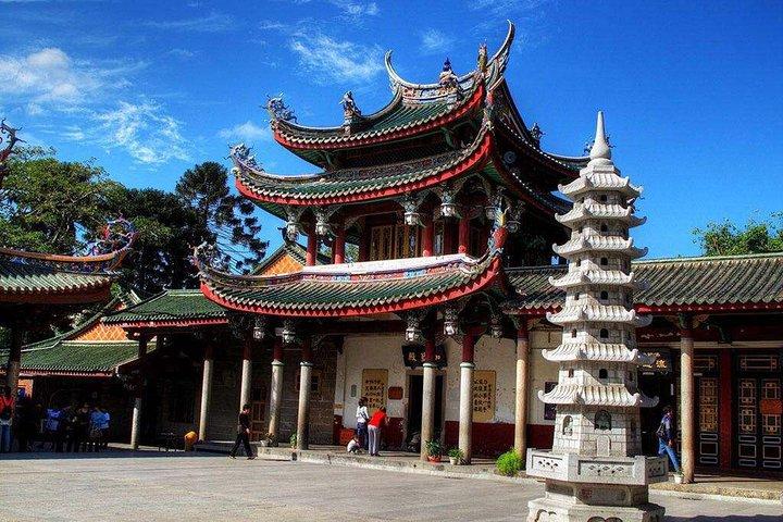 1-Day Xiamen City Highlights and Gulangyu Island Private Tour