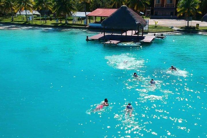 1 Day Tour to Bacalar, Cenotes and 7 color Lagoon with lunch from Cancun