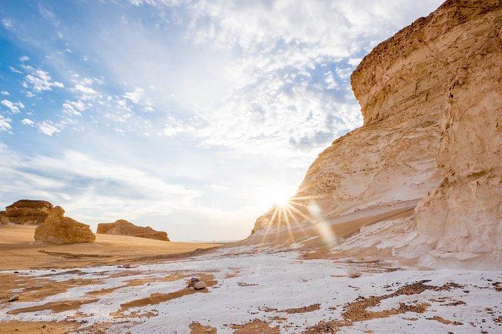2 Days White Desert and Bahariya Oasis Tour