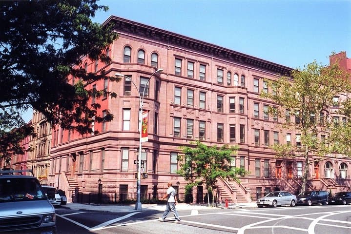 Harlem Walking Tour: Mount Morris Park Historic District w/ Lunch