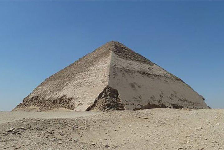 Dahshur Pyramid and Sphinx of Memphis - Private Tour