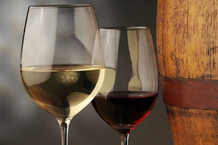 Vesuvius Wine Tasting Tour with Typical Lunch on the Slopes
