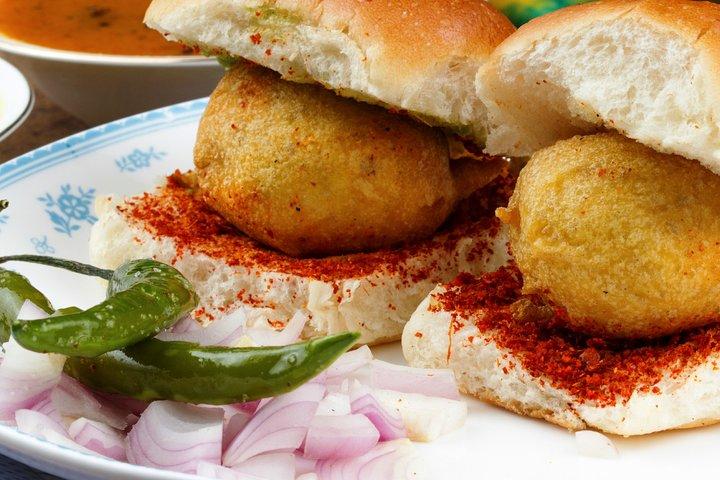 Food Walk Tour Pune (2 Hours Guided Food Tasting Walk)
