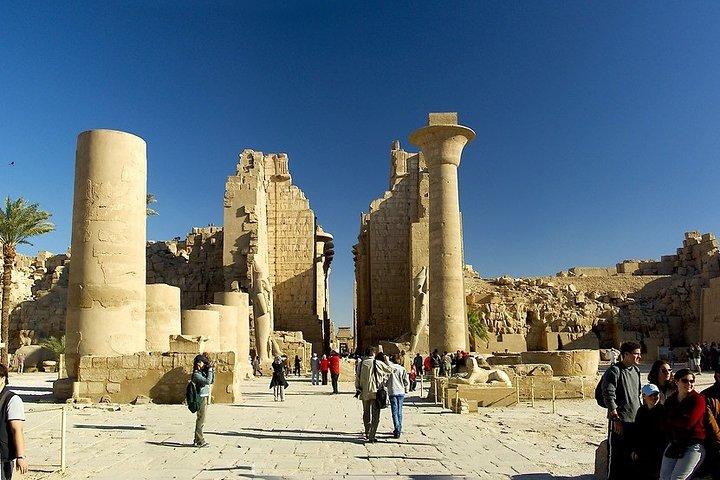 Private tour at Karnak and Luxor Temple (East Luxor)