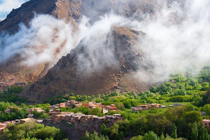 High Atlas Mountains and 4 Valleys Day Trip from Marrakech Including Lunch