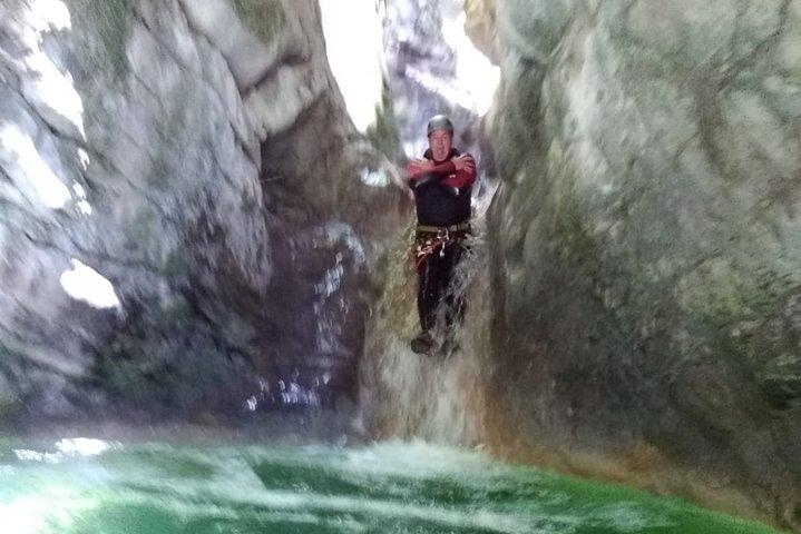 Canyoning in Annecy - La Boîte aux Lettres in Angon