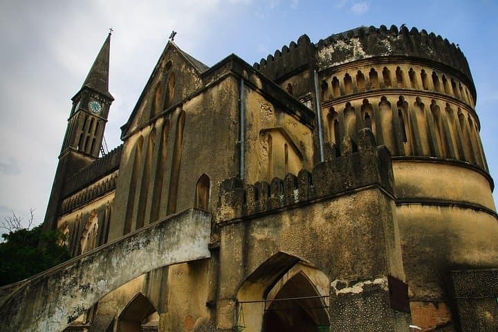 Stone Town and Spice Farm Tour - Snacks Included