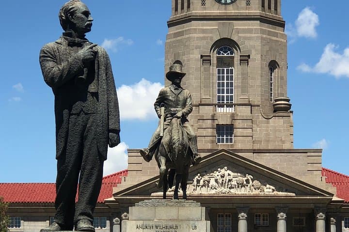 Cullinan Diamond Mine and Pretoria Gov Buildings Private Tour