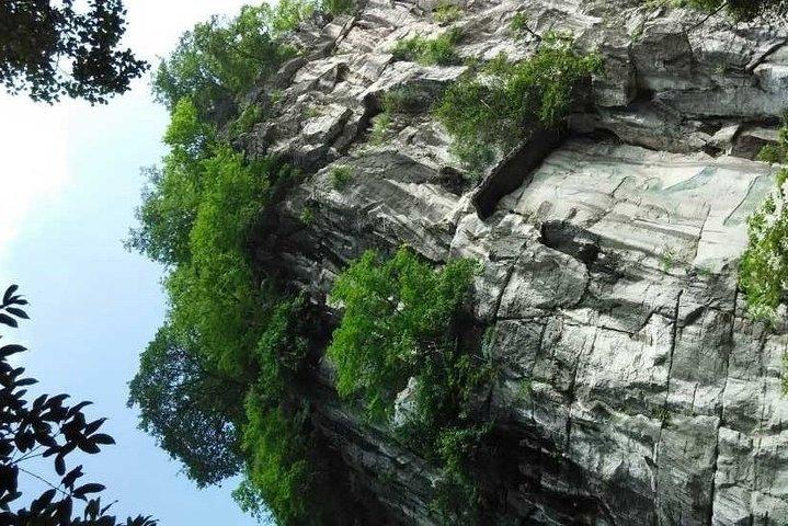Elephant Trunk Hill and Duxiu Peak Guilin Private Day Tour