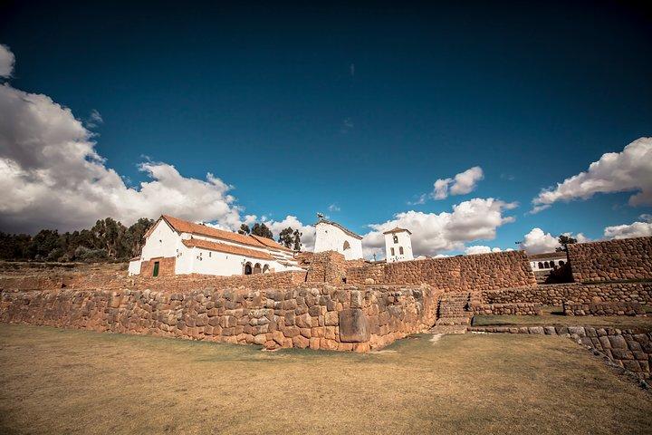 Full-Day Tour to Sacred Valley: Ollantaytambo, Chinchero, Yucay Museum and Lunch