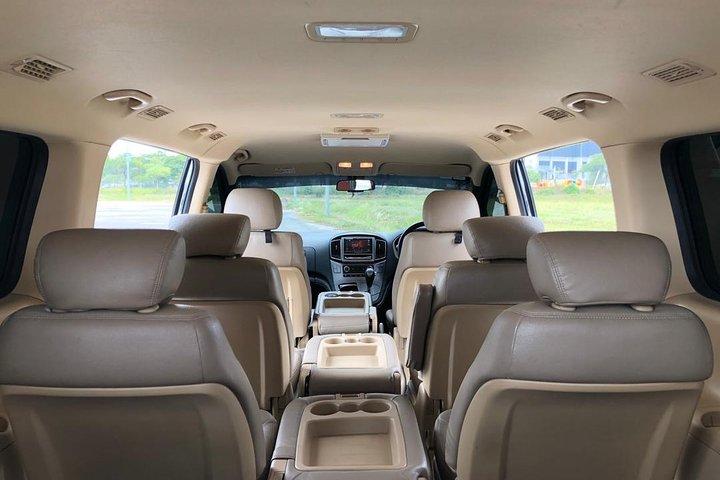 ~Chauffeur: Johor Bahru to Singapore MPV Transfer