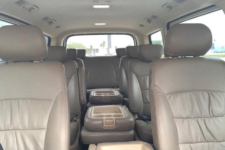 ~Chauffeur: Johor Bahru to Singapore MPV Transfer