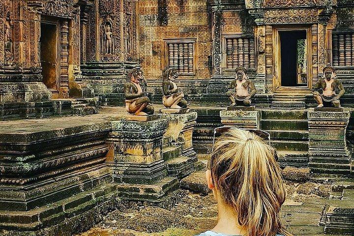 1-Day Angkor Temple Complex plus Banteay Srei Tour