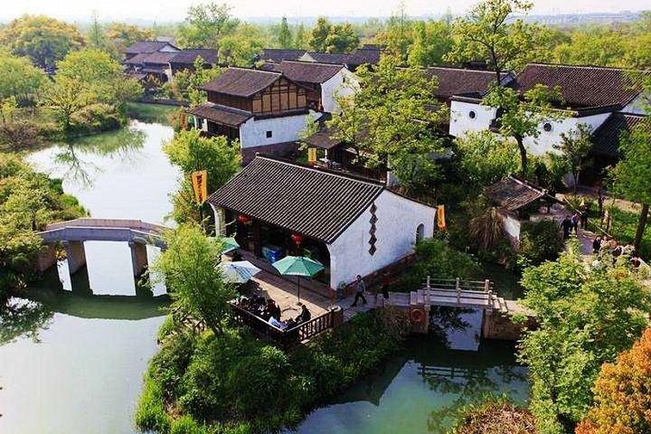 Hanghzhou Xixi Wetland Half Day Tour with E-Boat Ride