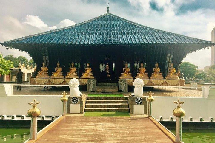Colombo City Tour And Private Guided