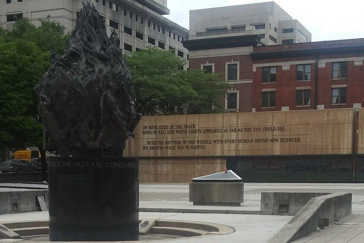 Baltimore Monuments Walking Tour