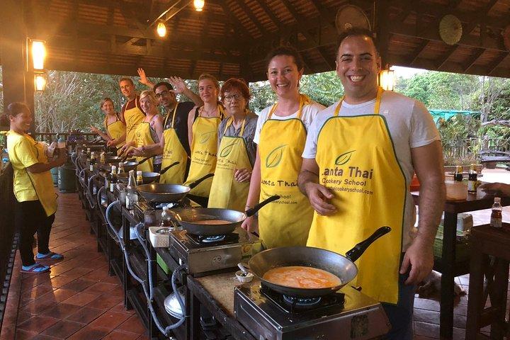 Half Day Lanta Thai Cookery School From Koh Lanta