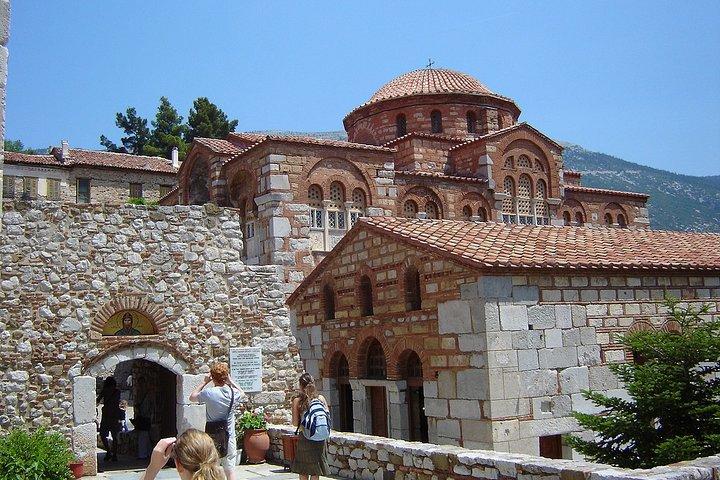 10 Day Best of Greece Tour, Olympia, Meteora, Delphi & Santorini